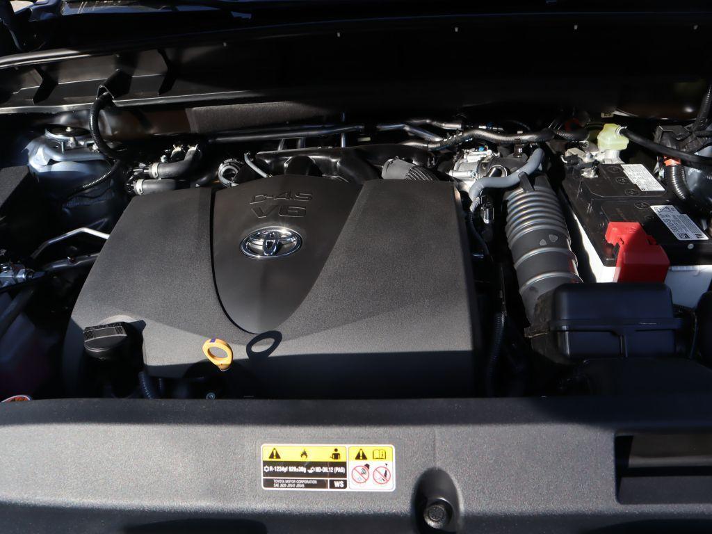 used 2022 Toyota Highlander car, priced at $37,991