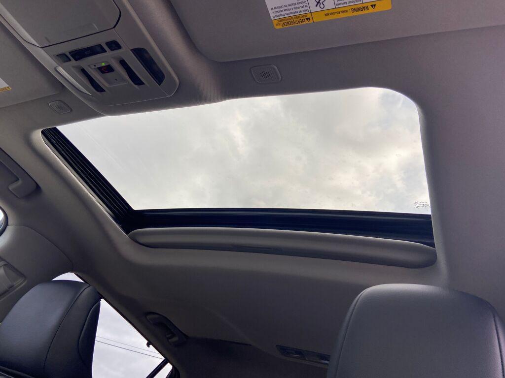 used 2024 Toyota Highlander car, priced at $43,991