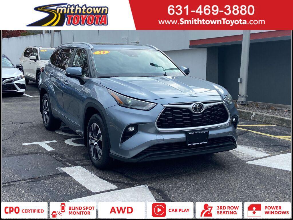 used 2024 Toyota Highlander car, priced at $43,991