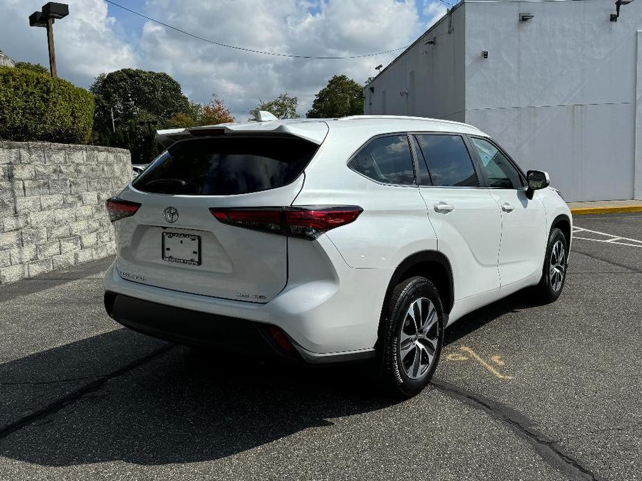 used 2023 Toyota Highlander car, priced at $42,791