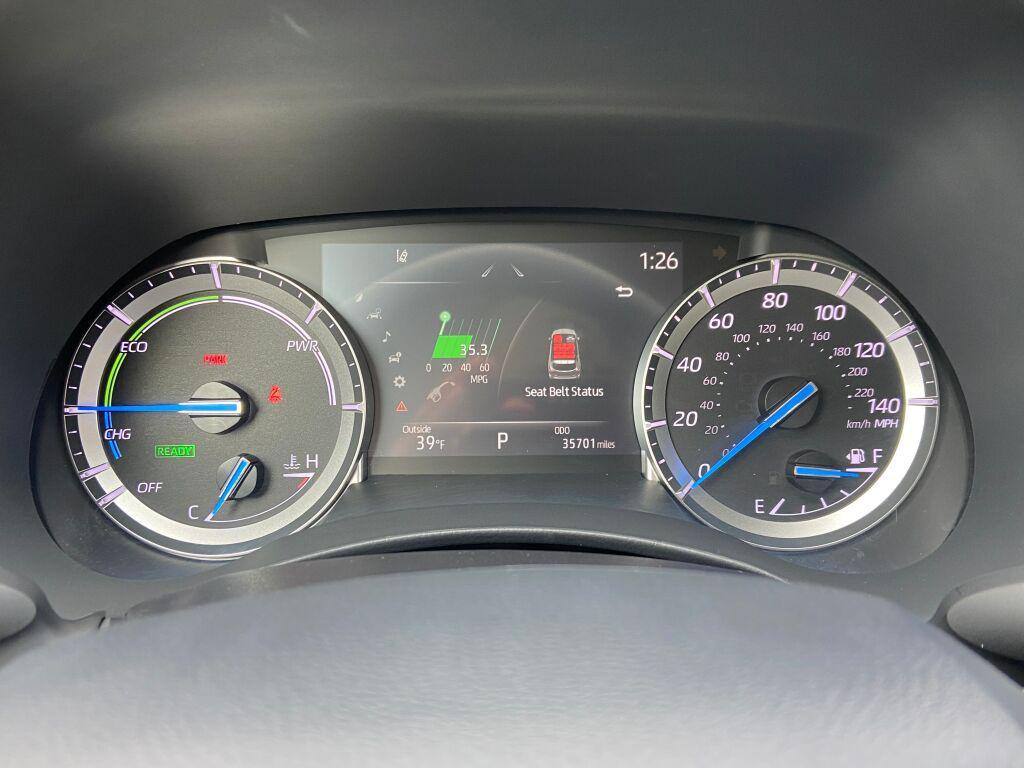 used 2022 Toyota Highlander Hybrid car, priced at $39,991