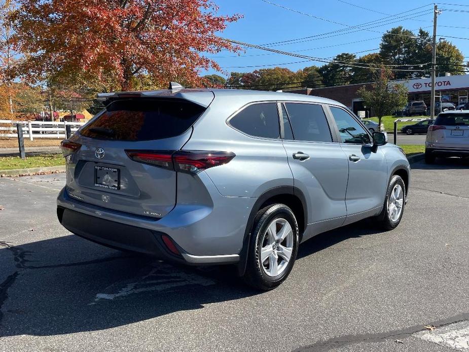 used 2024 Toyota Highlander car, priced at $39,991