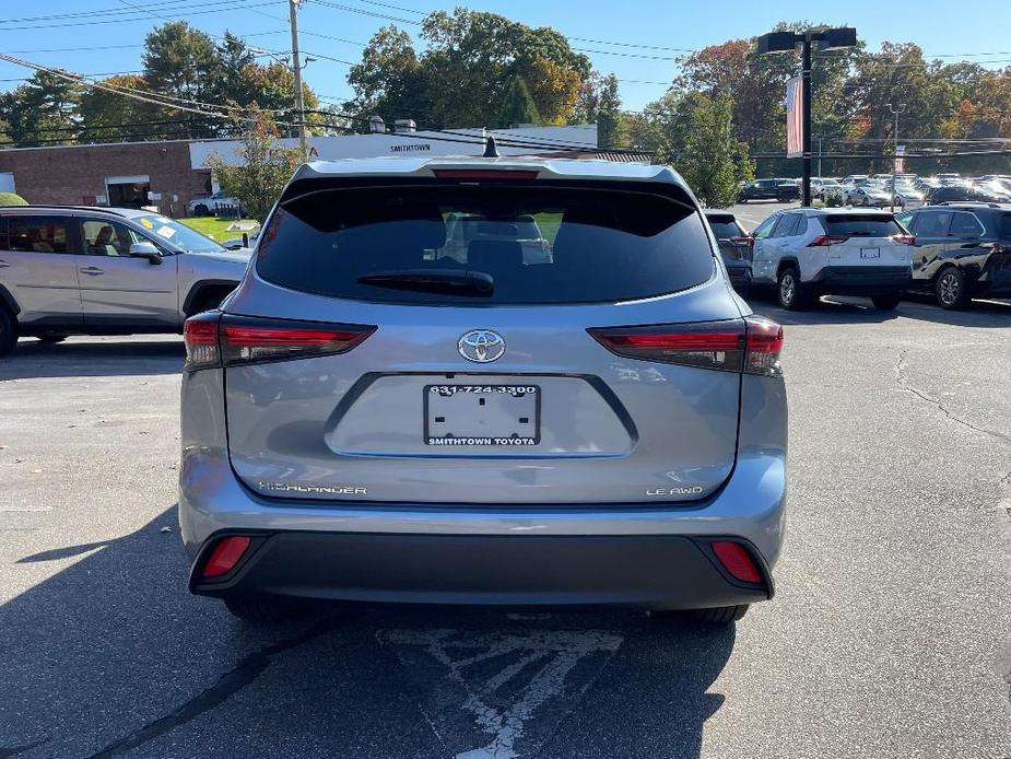 used 2024 Toyota Highlander car, priced at $39,991