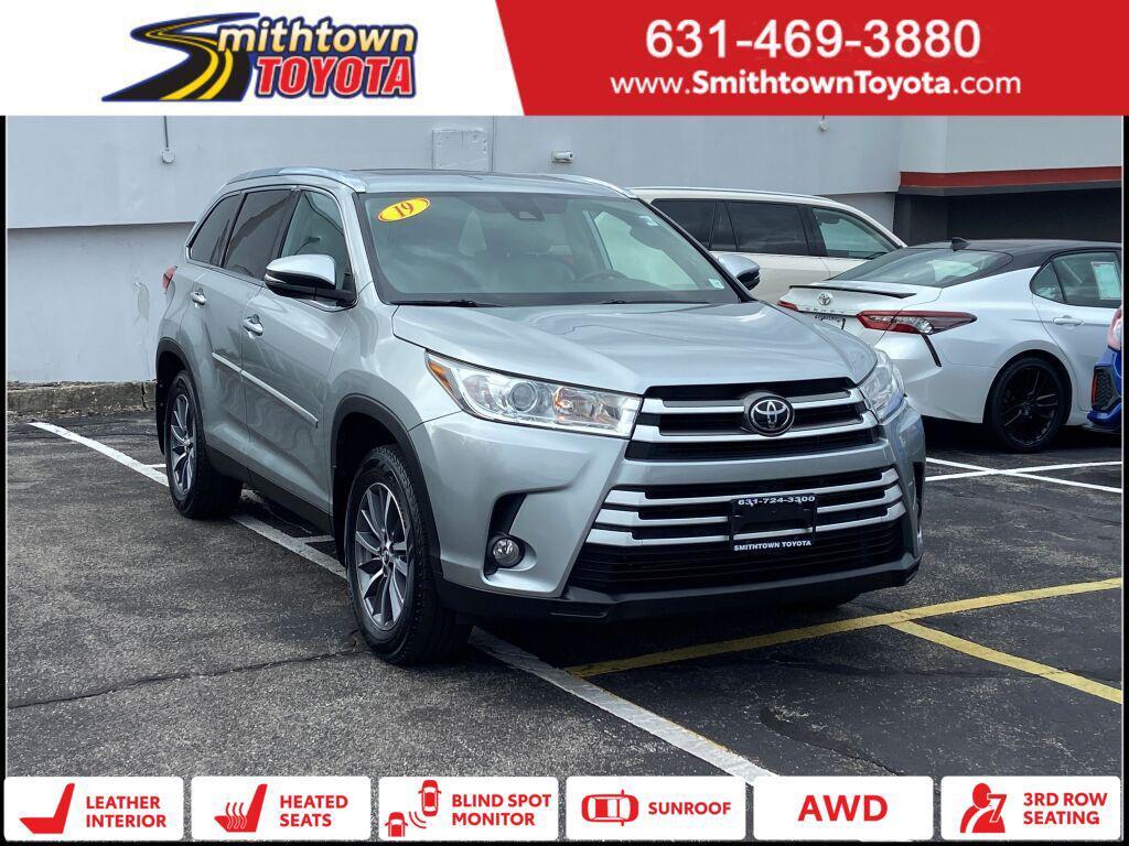 used 2019 Toyota Highlander car, priced at $26,991
