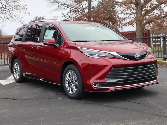 used 2022 Toyota Sienna car, priced at $51,991