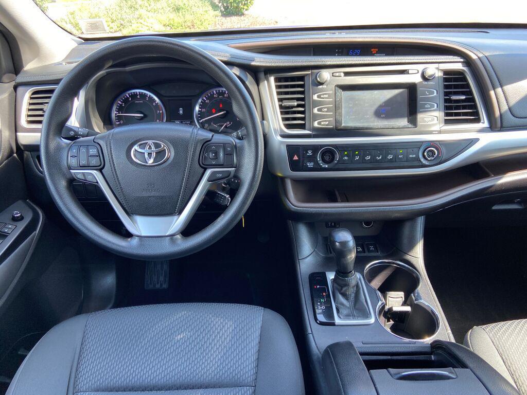 used 2015 Toyota Highlander car, priced at $19,991