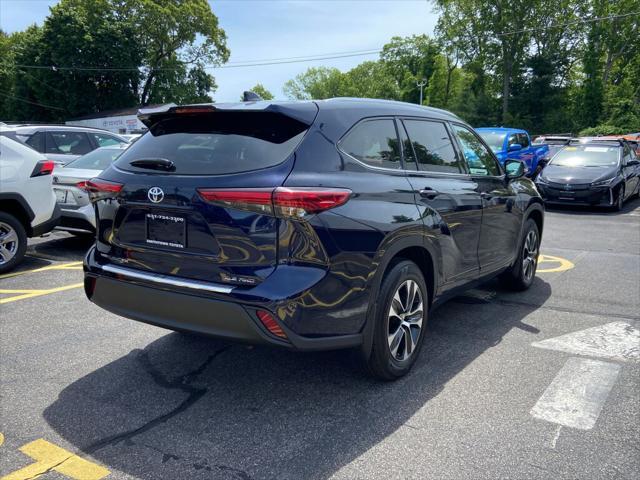 used 2020 Toyota Highlander car, priced at $35,991
