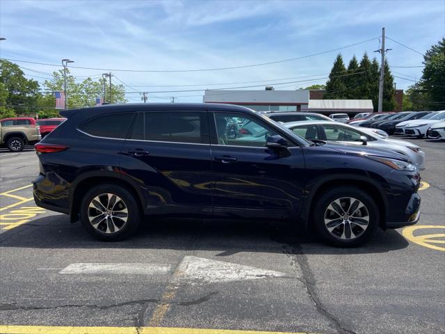 used 2020 Toyota Highlander car, priced at $35,991