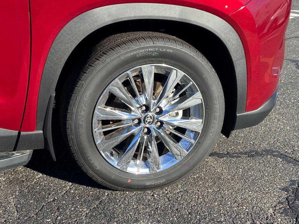 used 2025 Toyota Grand Highlander car, priced at $60,791