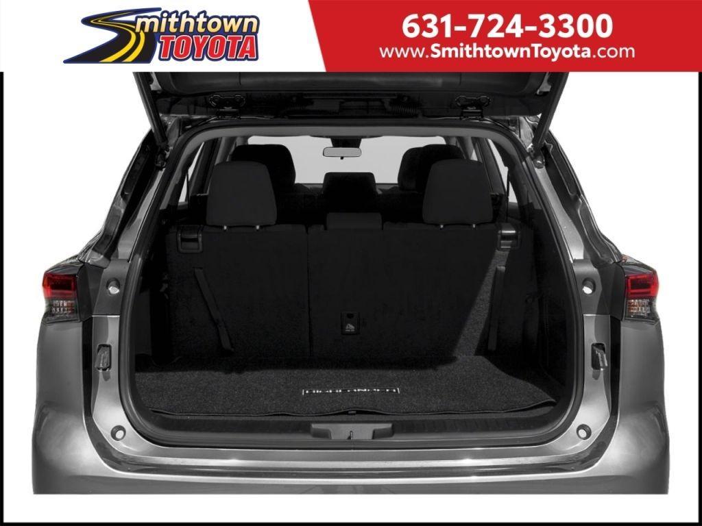 used 2021 Toyota Highlander car, priced at $31,991