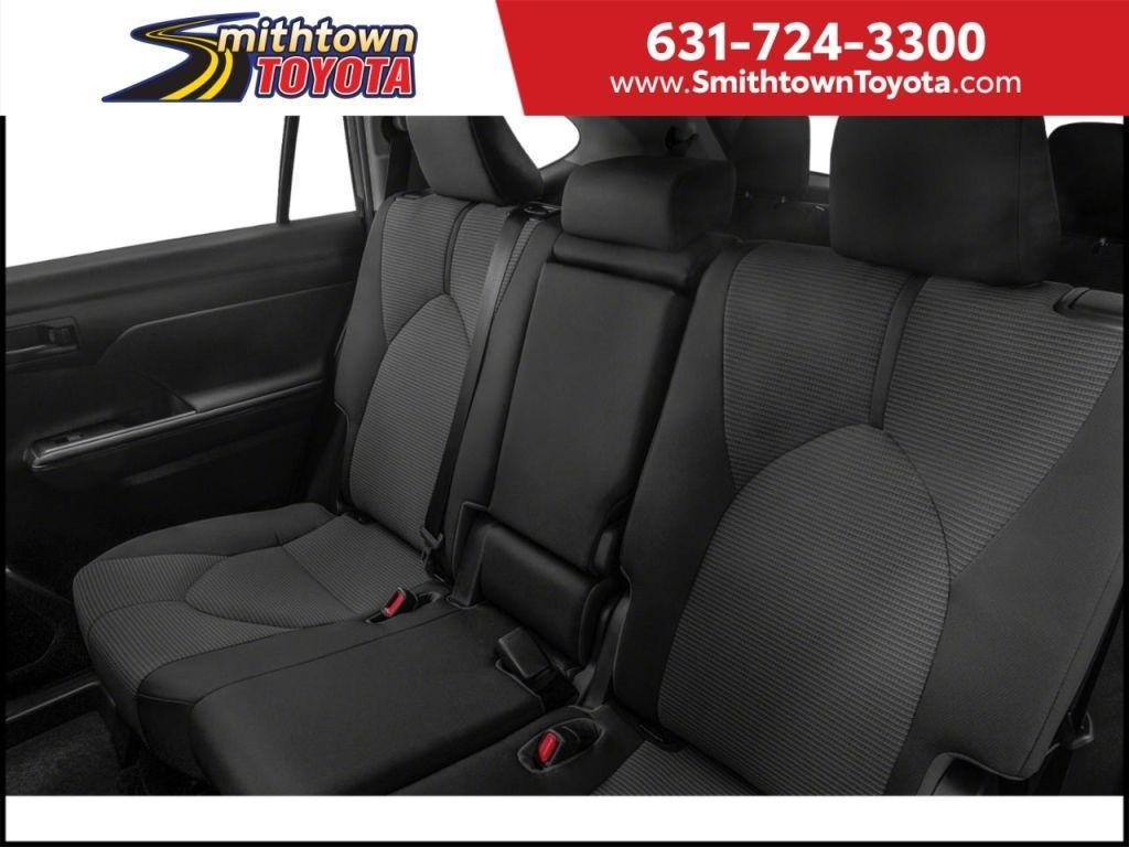 used 2021 Toyota Highlander car, priced at $31,991