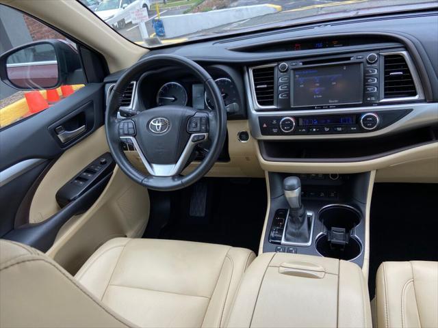 used 2019 Toyota Highlander car, priced at $33,791