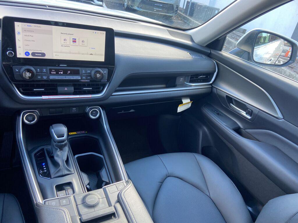 used 2025 Toyota Grand Highlander car, priced at $54,791