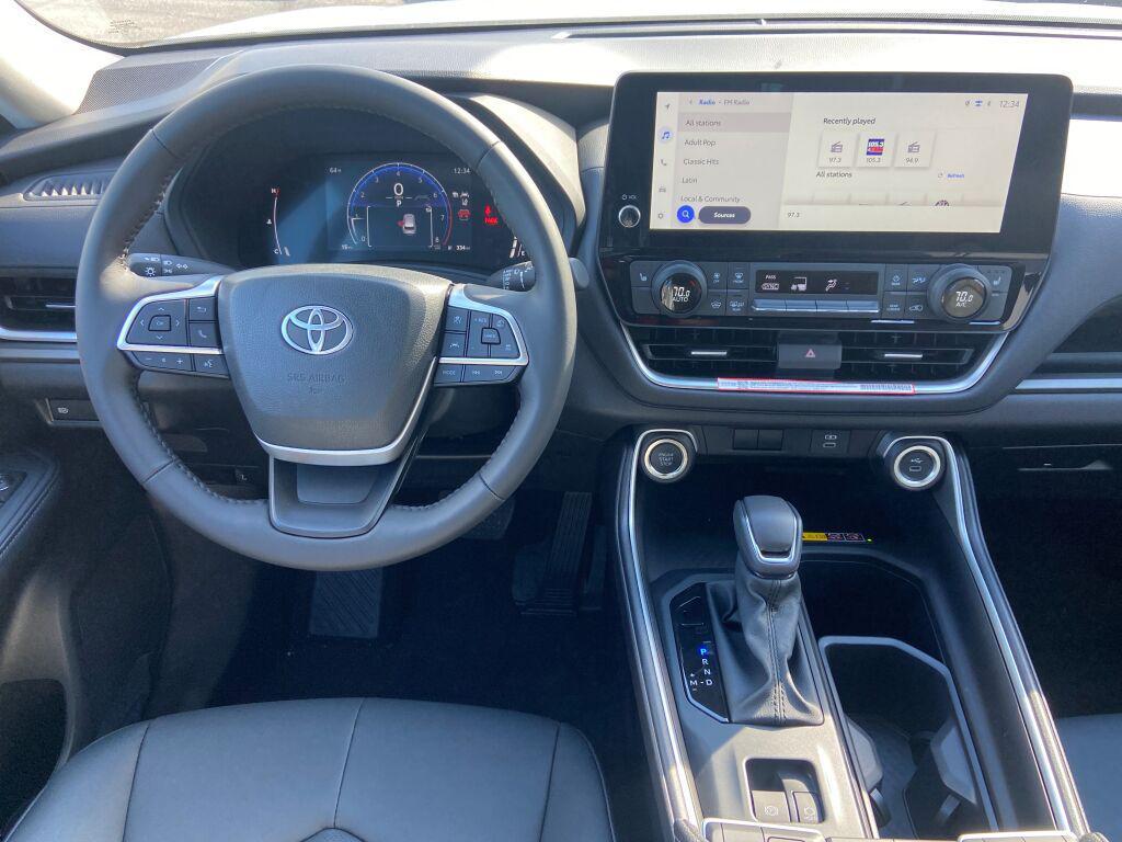 used 2025 Toyota Grand Highlander car, priced at $54,791