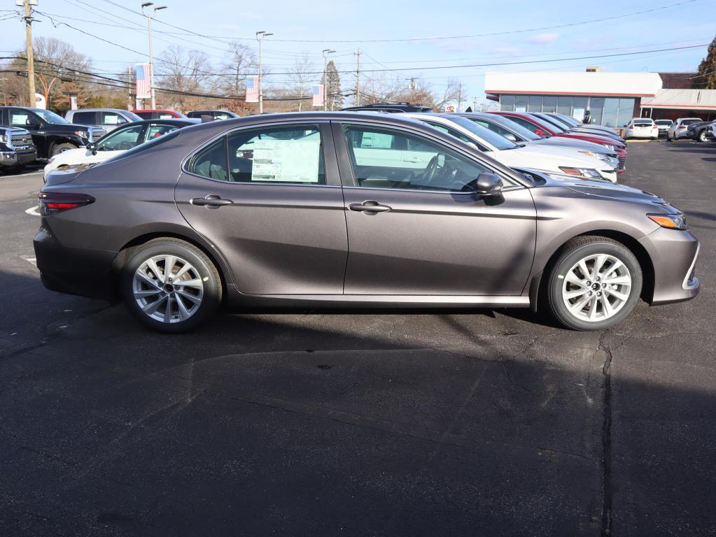 used 2023 Toyota Camry car, priced at $25,991