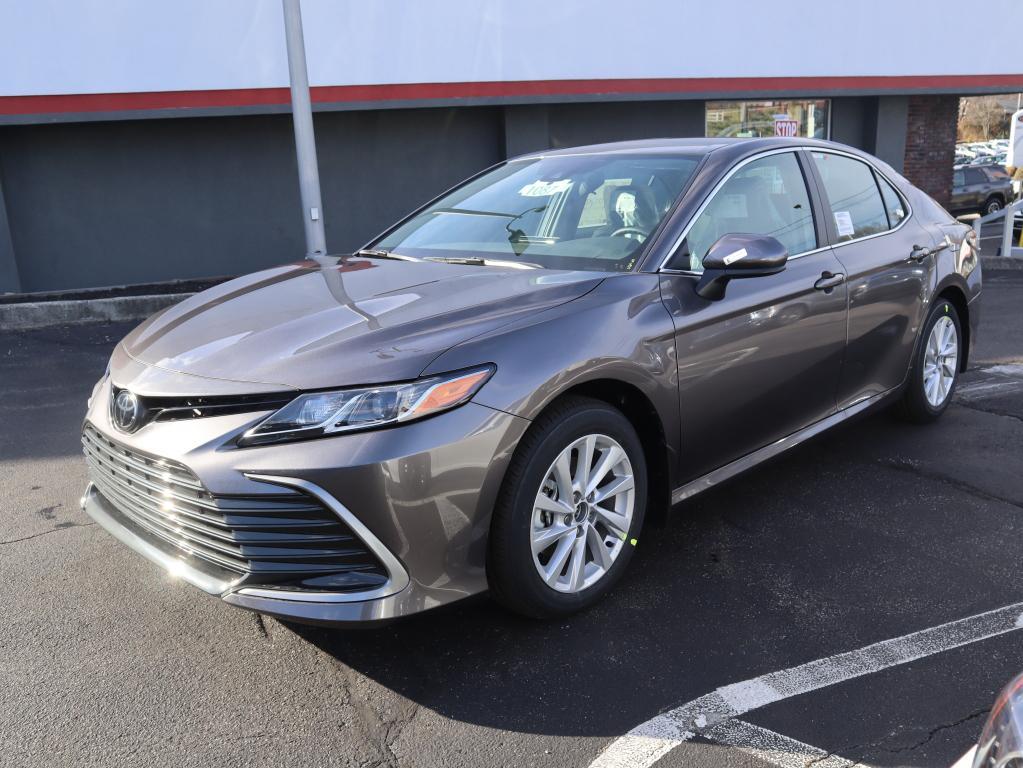 used 2023 Toyota Camry car, priced at $25,991