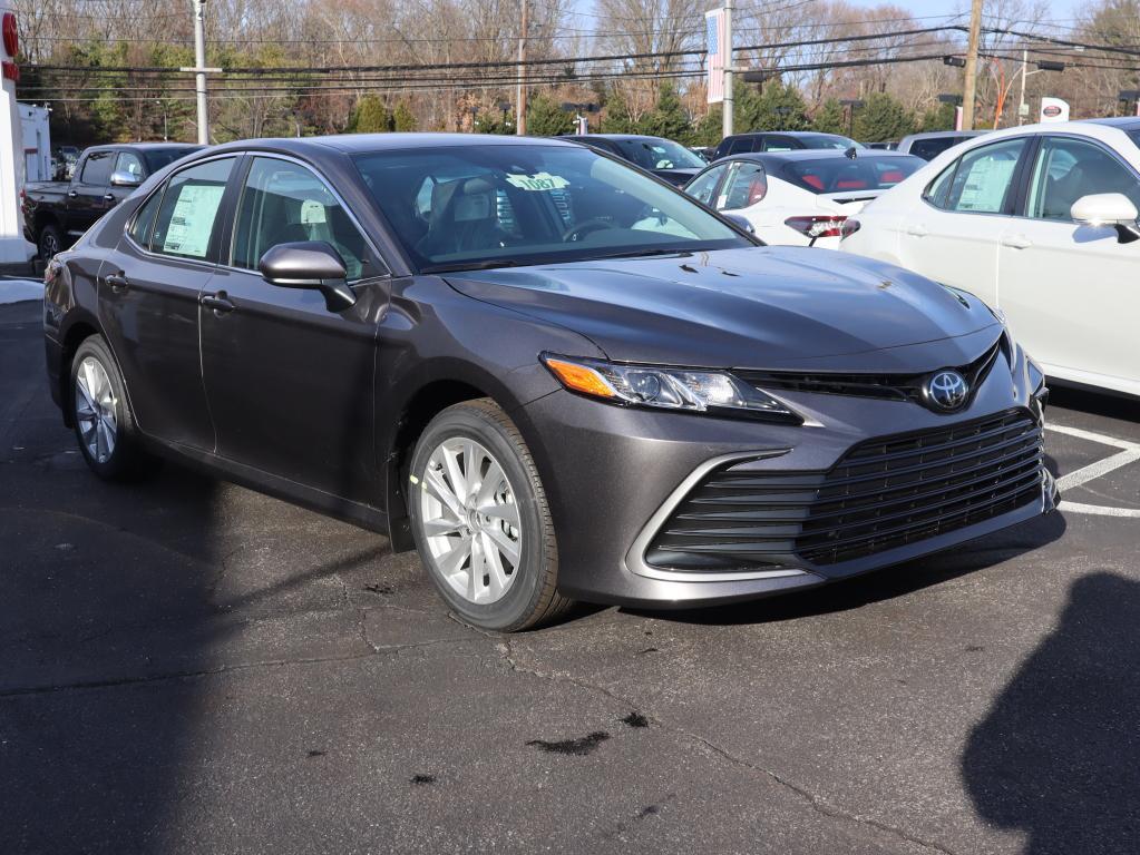 used 2023 Toyota Camry car, priced at $25,991