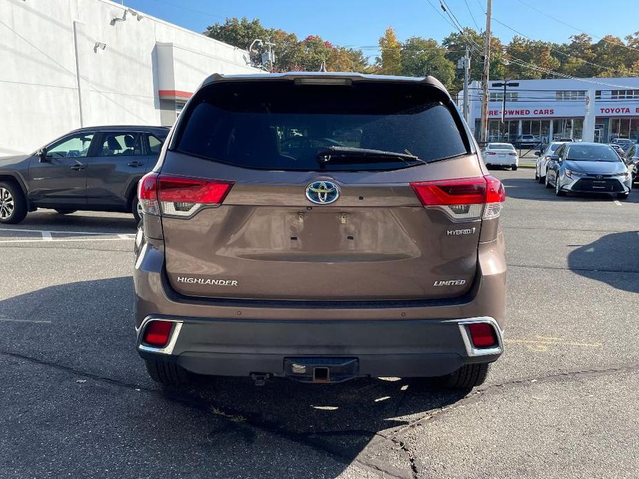 used 2017 Toyota Highlander Hybrid car, priced at $28,991