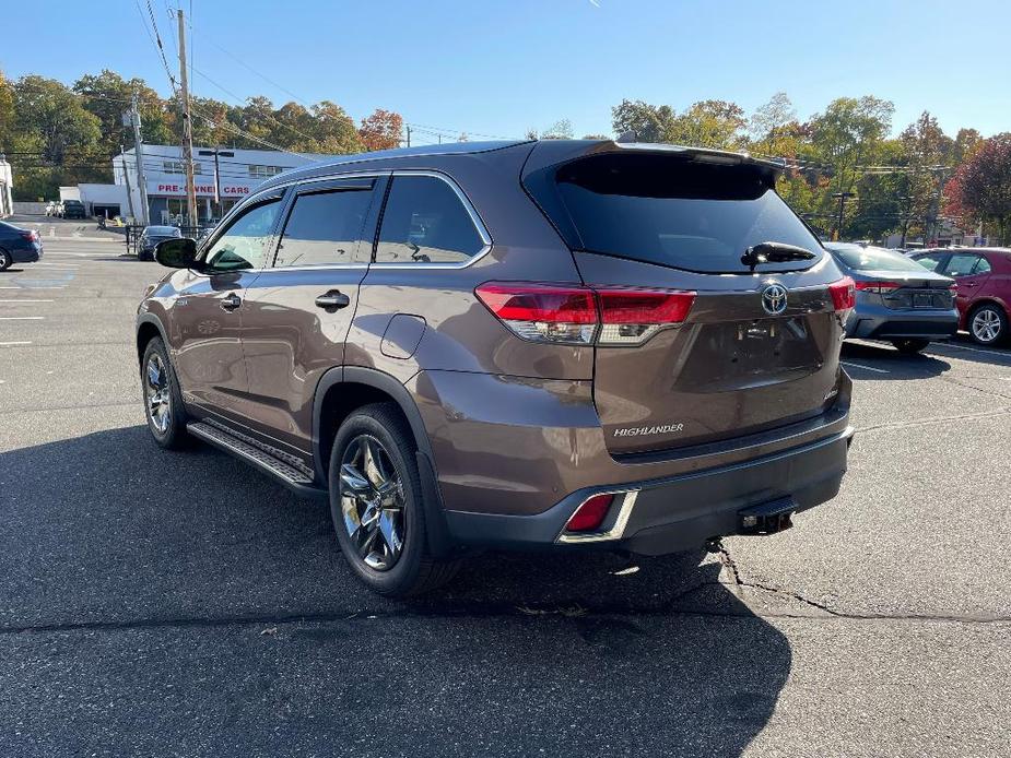 used 2017 Toyota Highlander Hybrid car, priced at $28,991