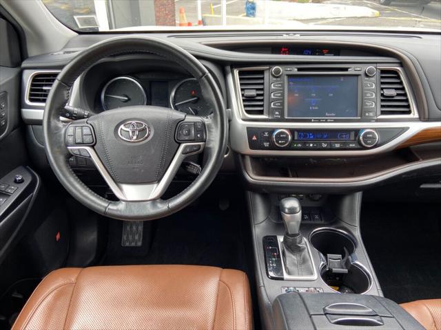 used 2019 Toyota Highlander car, priced at $29,791