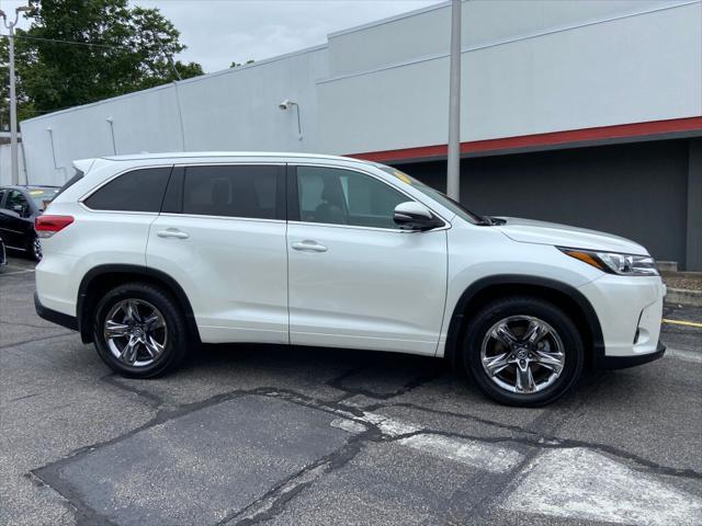 used 2019 Toyota Highlander car, priced at $29,791