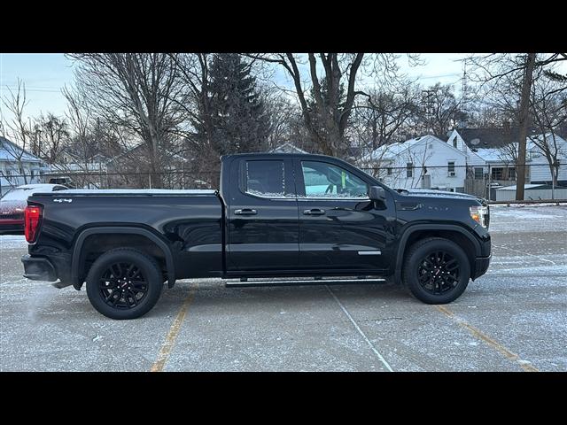 used 2022 GMC Sierra 1500 car, priced at $32,204