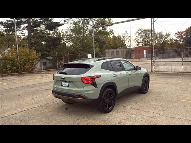 used 2024 Chevrolet Trax car, priced at $23,853
