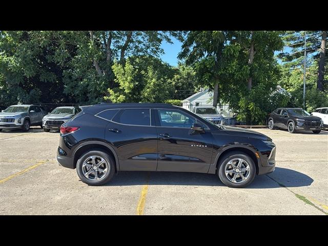 used 2024 Chevrolet Blazer car, priced at $29,422