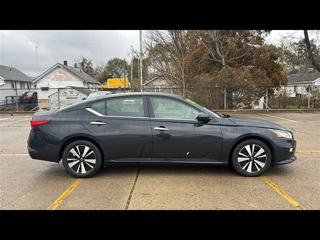 used 2022 Nissan Altima car, priced at $18,399