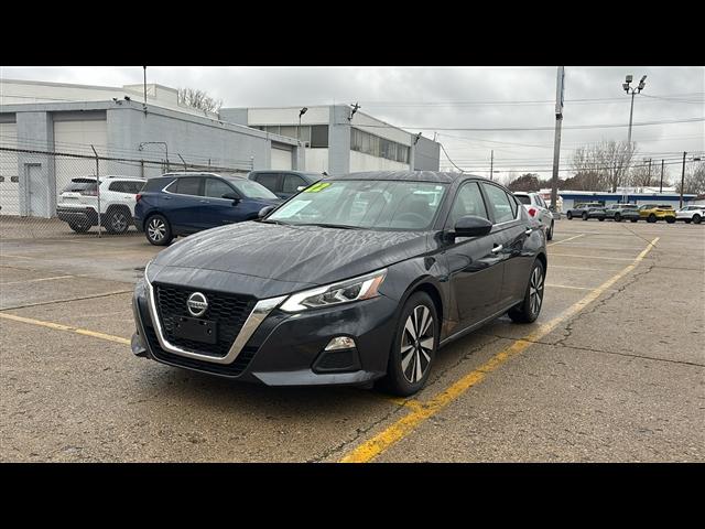 used 2022 Nissan Altima car, priced at $18,399