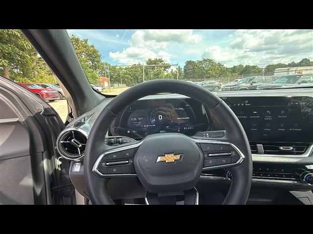 new 2026 Chevrolet Equinox car, priced at $28,937