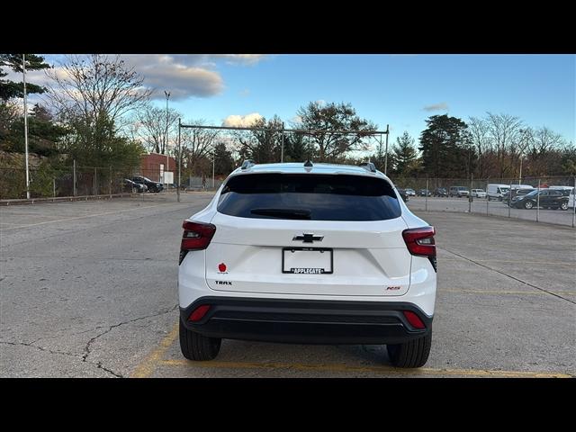 new 2025 Chevrolet Trax car, priced at $24,578