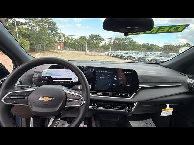 new 2026 Chevrolet Equinox car, priced at $29,195