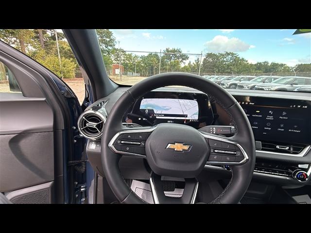 new 2026 Chevrolet Equinox car, priced at $29,195