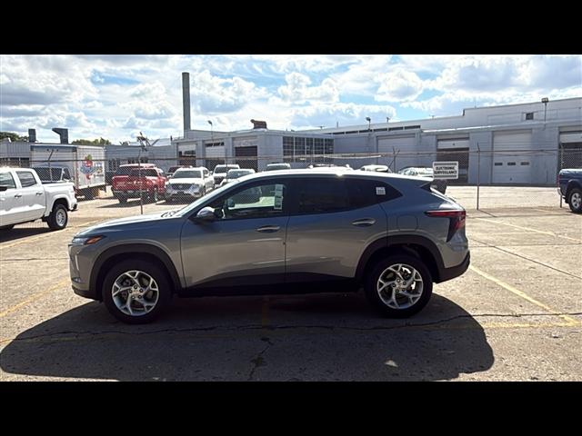 new 2026 Chevrolet Trax car, priced at $22,899