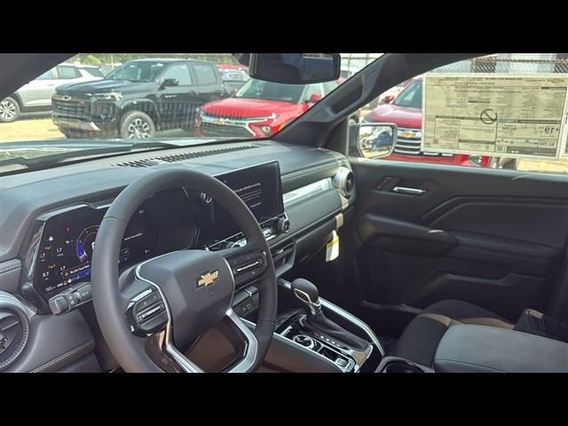 new 2025 Chevrolet Colorado car, priced at $39,111