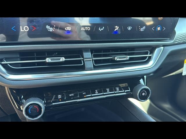 new 2025 Chevrolet Equinox EV car, priced at $33,631