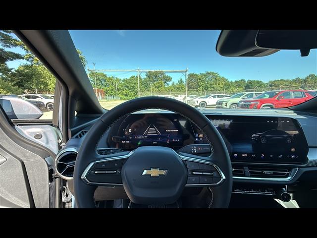 new 2025 Chevrolet Equinox EV car, priced at $33,631