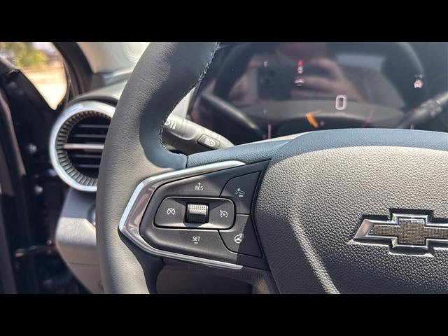 new 2025 Chevrolet Trax car, priced at $25,408