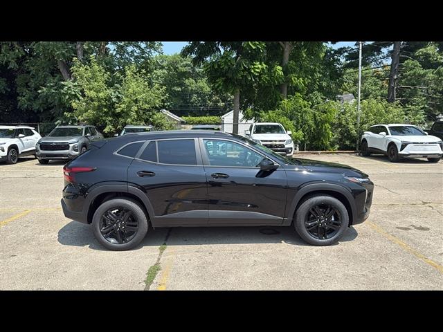 new 2025 Chevrolet Trax car, priced at $25,408