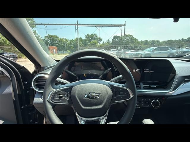 new 2025 Chevrolet Trax car, priced at $25,408