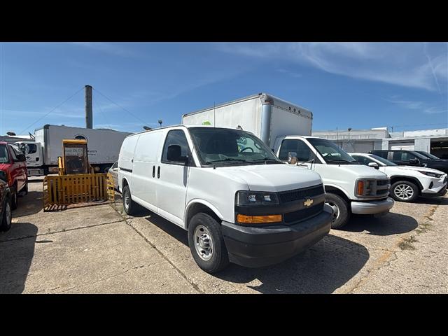 used 2021 Chevrolet Express 2500 car