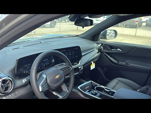 new 2026 Chevrolet Equinox car, priced at $32,027