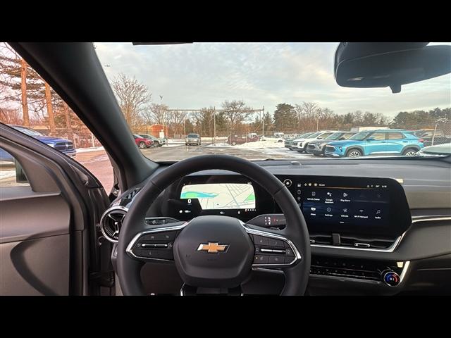 new 2025 Chevrolet Equinox car, priced at $29,767