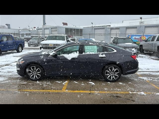 new 2025 Chevrolet Malibu car, priced at $27,062