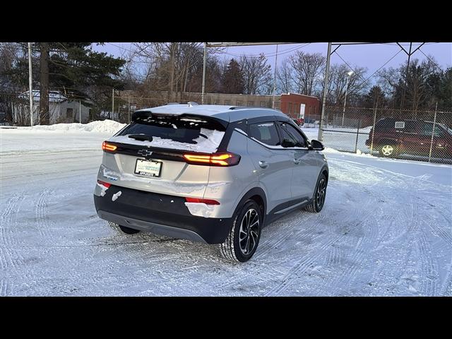 used 2022 Chevrolet Bolt EUV car, priced at $21,267