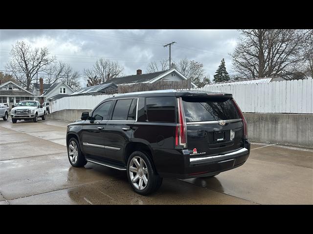 used 2015 Cadillac Escalade car, priced at $25,692