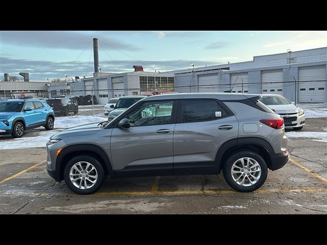 new 2025 Chevrolet TrailBlazer car, priced at $24,096