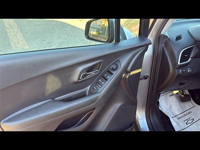 used 2020 Chevrolet Trax car, priced at $15,452