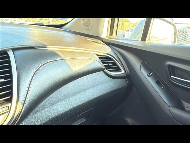 used 2020 Chevrolet Trax car, priced at $15,452